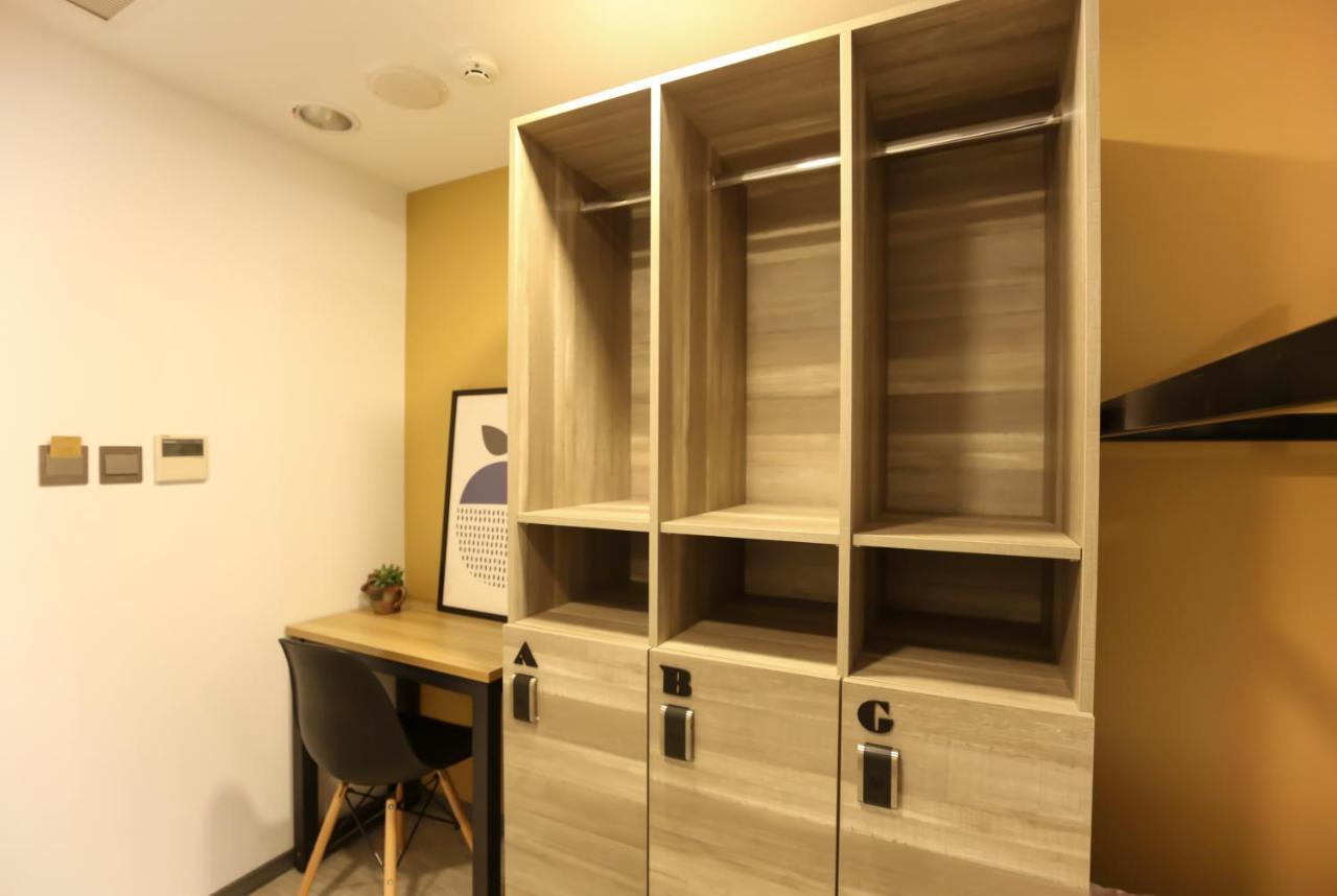 גאושיונג Flyinn Hostel מראה חיצוני תמונה