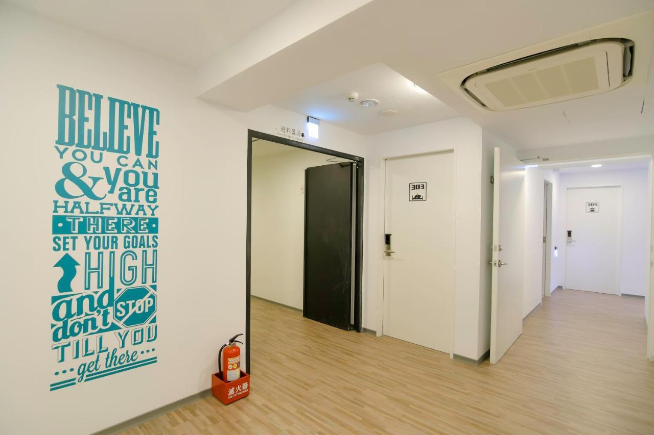 גאושיונג Flyinn Hostel מראה חיצוני תמונה