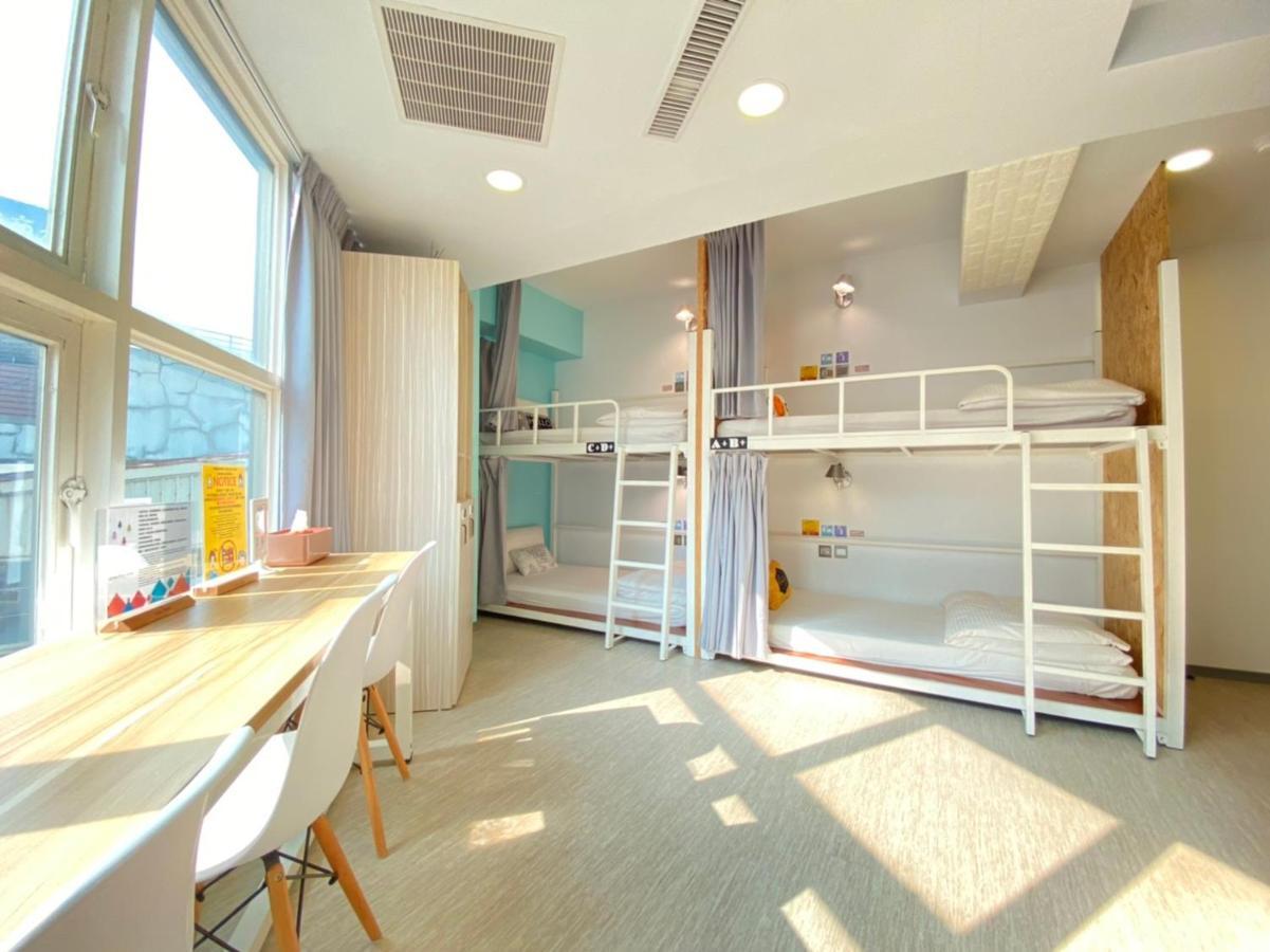 גאושיונג Flyinn Hostel מראה חיצוני תמונה