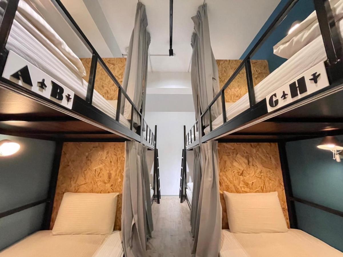 גאושיונג Flyinn Hostel מראה חיצוני תמונה