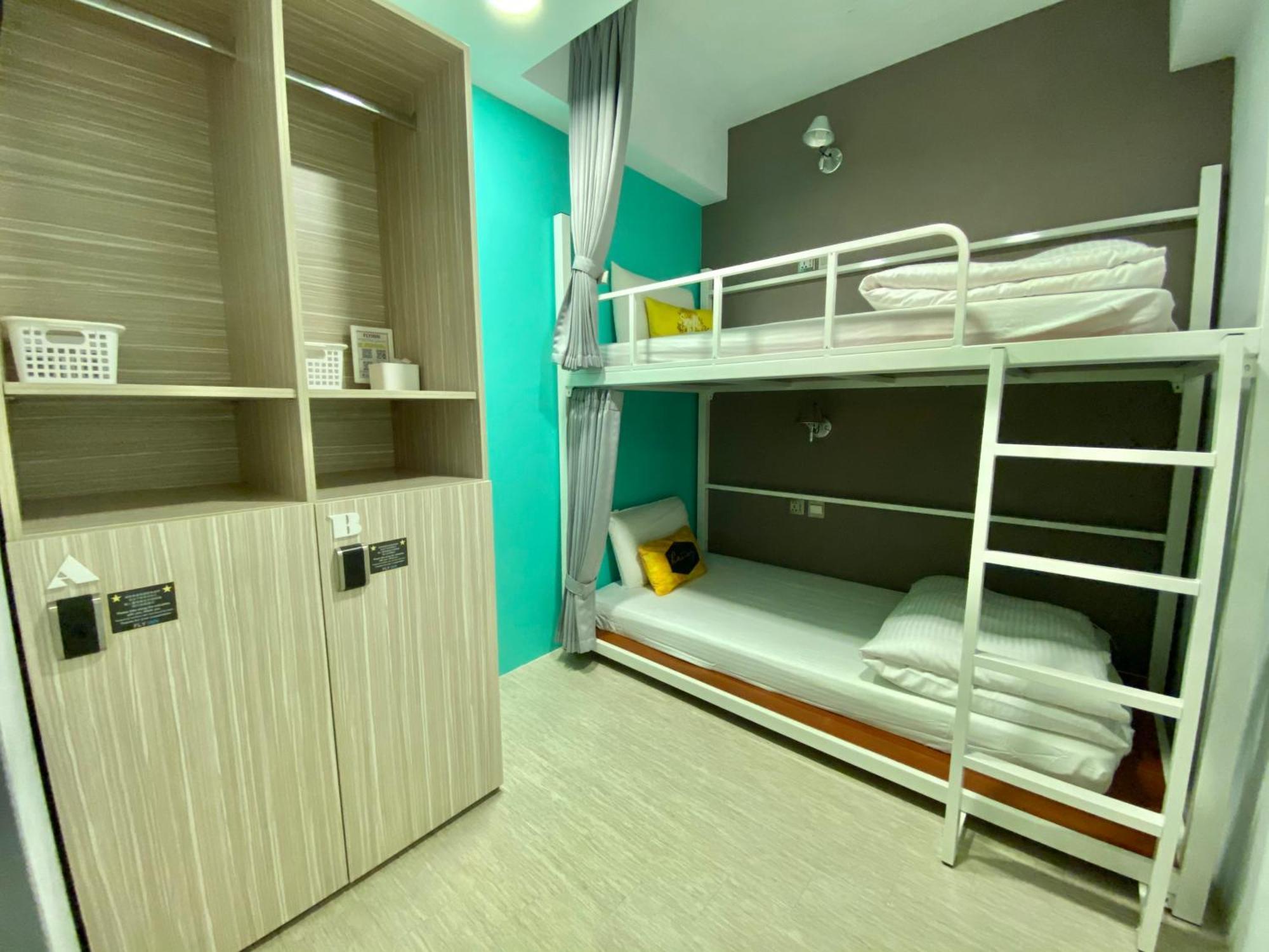 גאושיונג Flyinn Hostel מראה חיצוני תמונה